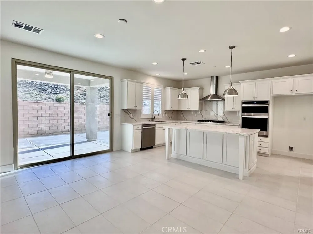 8501 Anthony Street Riverside, CA 92507