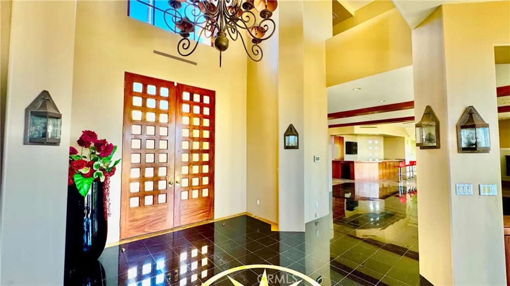 3140 E Abbey Ln Orange, CA 92867