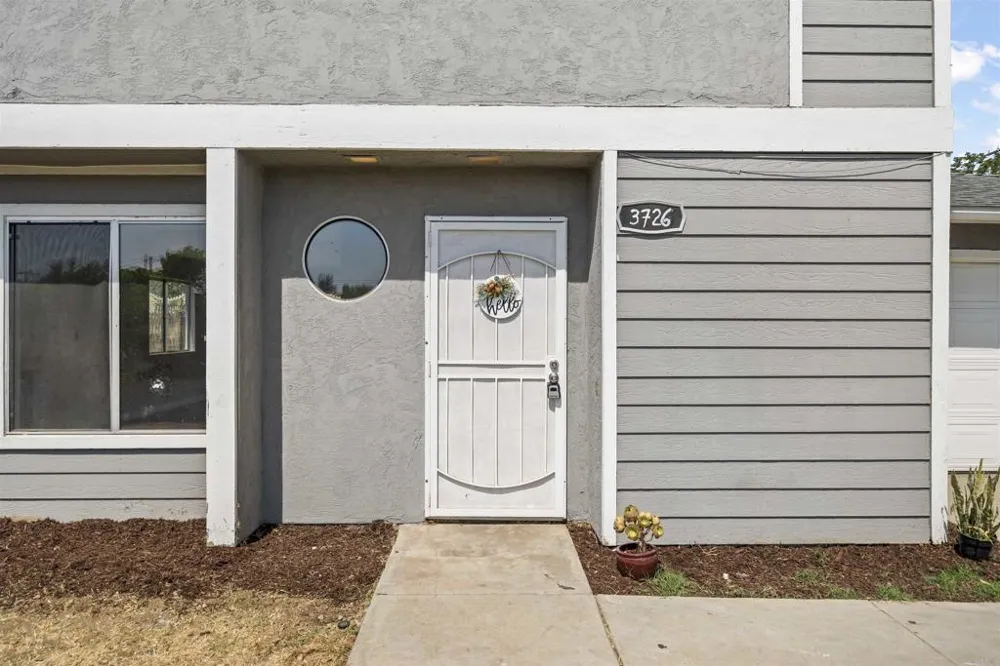 3726 Carol Way Spring Valley, CA 91977