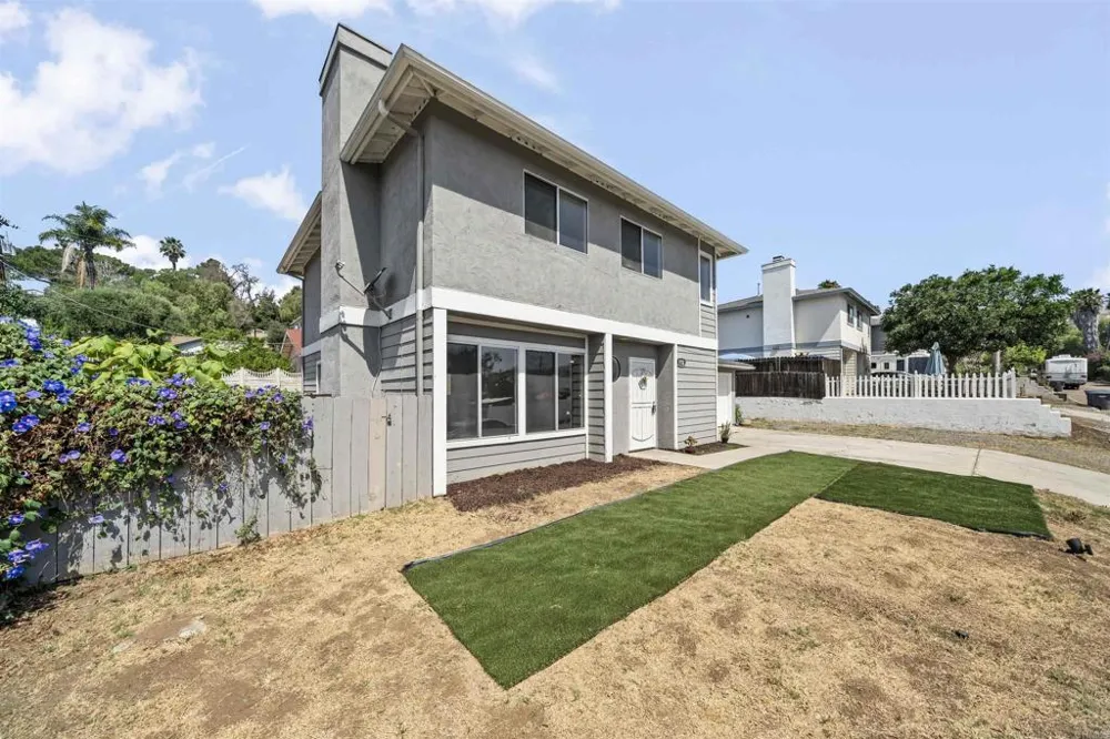 3726 Carol Way Spring Valley, CA 91977