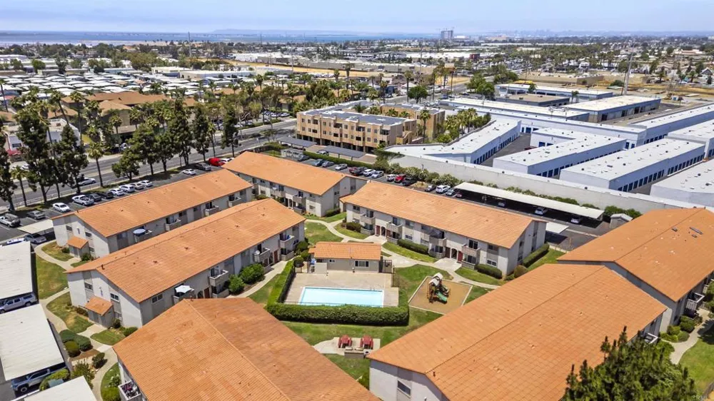1551 Broadway #28 Chula Vista, CA 91911