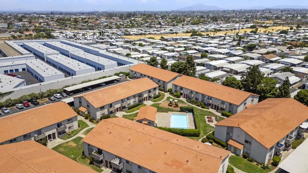 1551 Broadway #28 Chula Vista, CA 91911