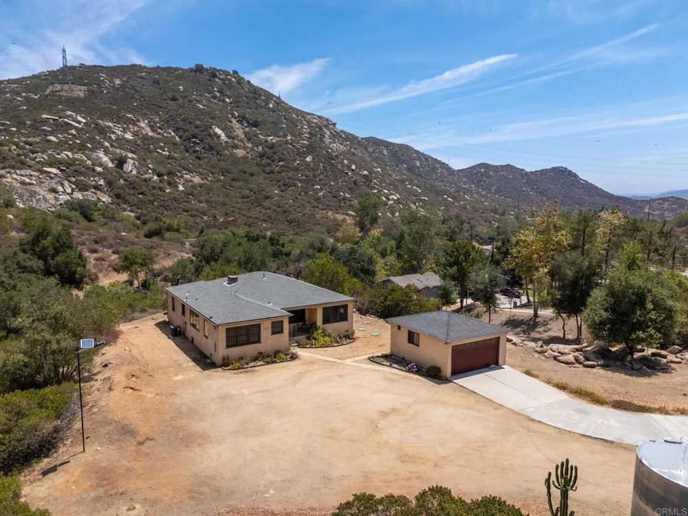 11819 Wildcat Canyon Road Lakeside, CA 92040
