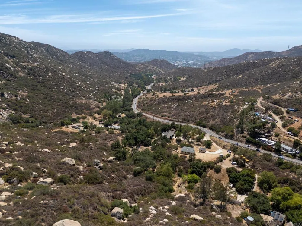 11819 Wildcat Canyon Road Lakeside, CA 92040