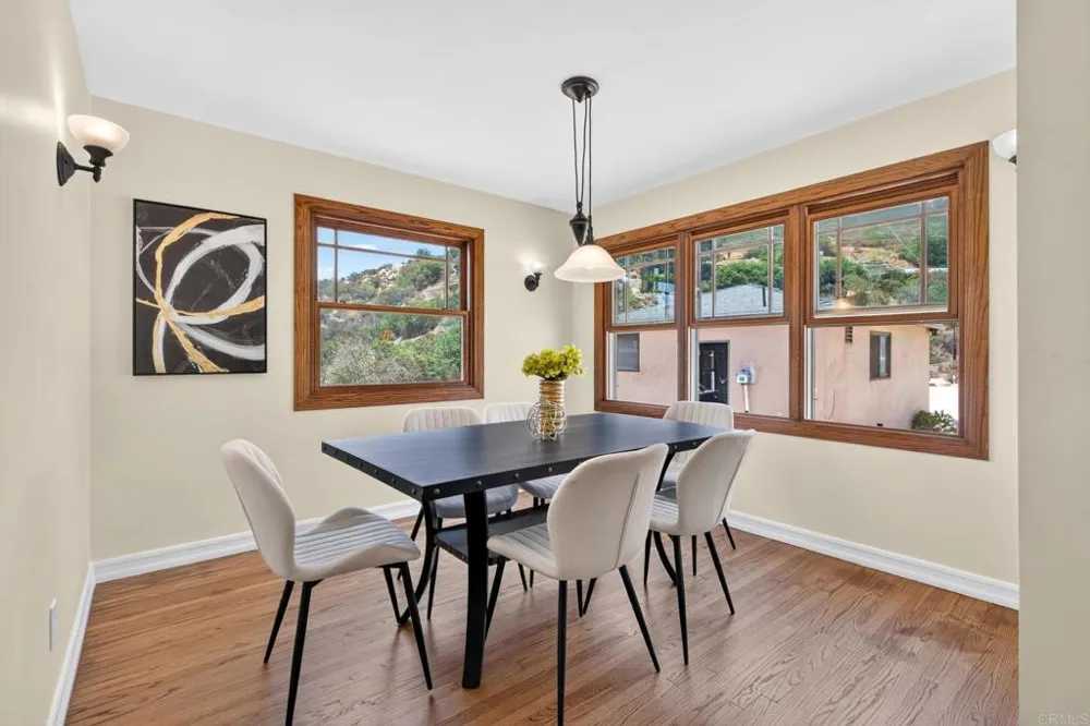 11819 Wildcat Canyon Road Lakeside, CA 92040