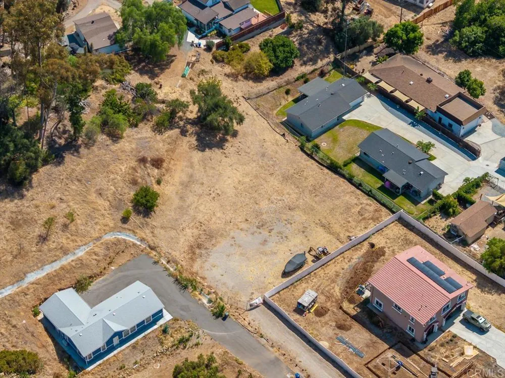 Echo Dr La Mesa, CA 91941
