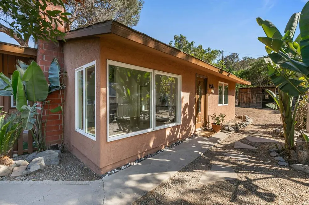 8838 Cherry Road Lakeside, CA 92040