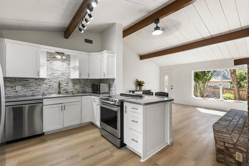 8838 Cherry Road Lakeside, CA 92040
