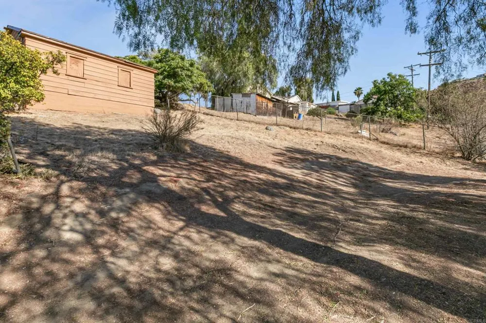 8838 Cherry Road Lakeside, CA 92040