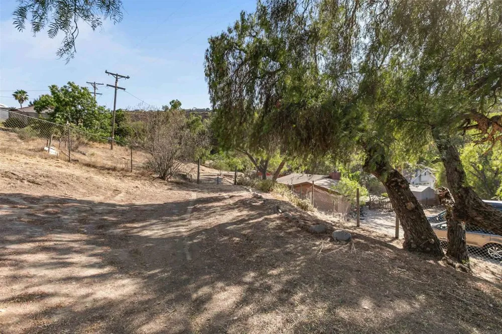 8838 Cherry Road Lakeside, CA 92040