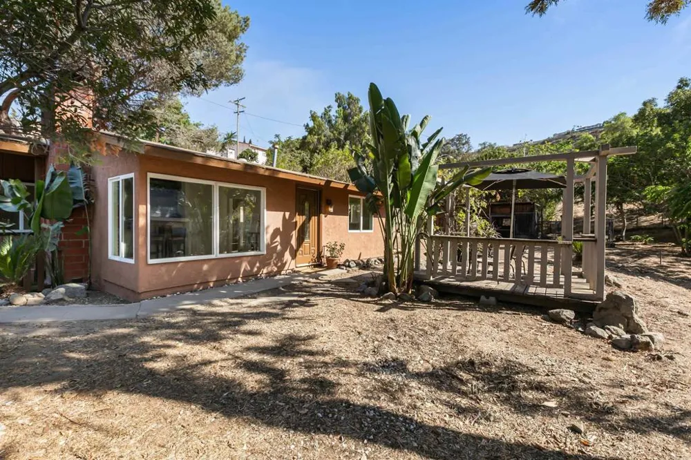 8838 Cherry Road Lakeside, CA 92040