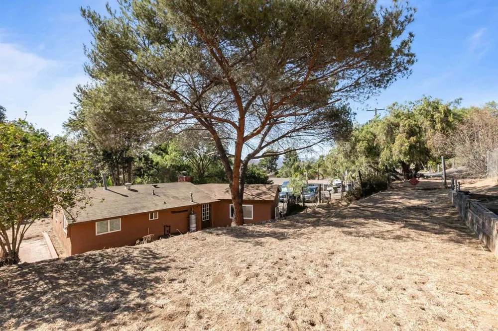 8838 Cherry Road Lakeside, CA 92040