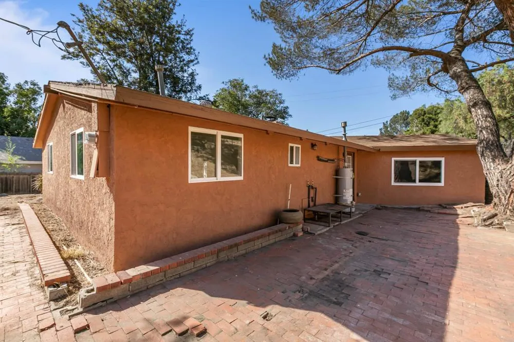 8838 Cherry Road Lakeside, CA 92040