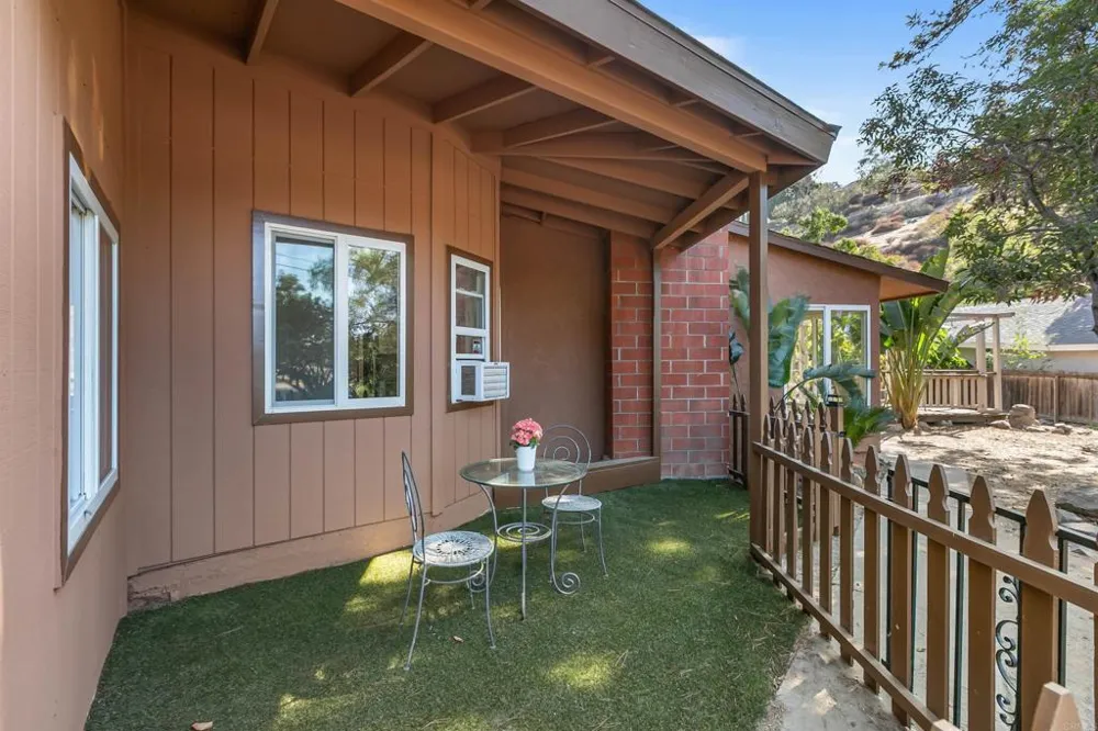8838 Cherry Road Lakeside, CA 92040