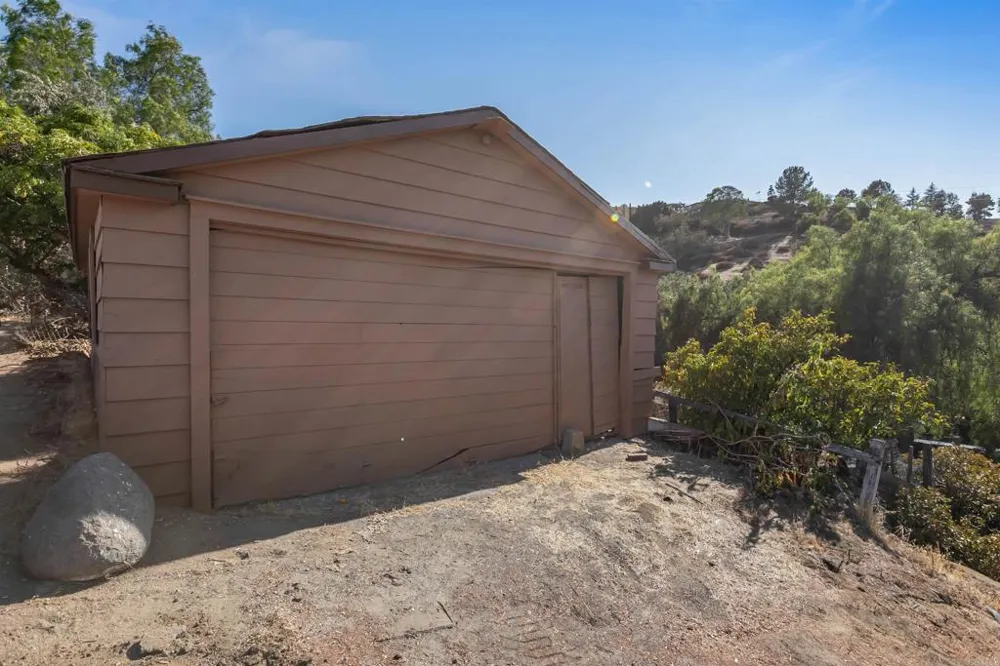 8838 Cherry Road Lakeside, CA 92040