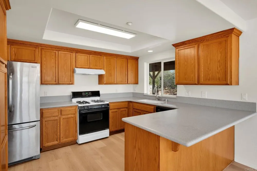 12460 Muth Valley Road Lakeside, CA 92040
