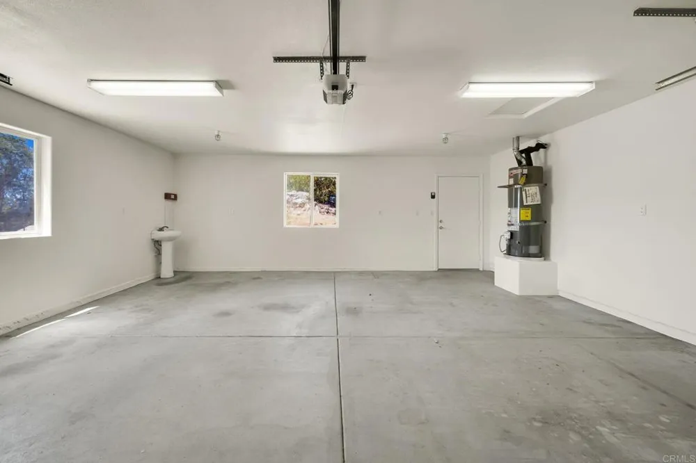 12460 Muth Valley Road Lakeside, CA 92040