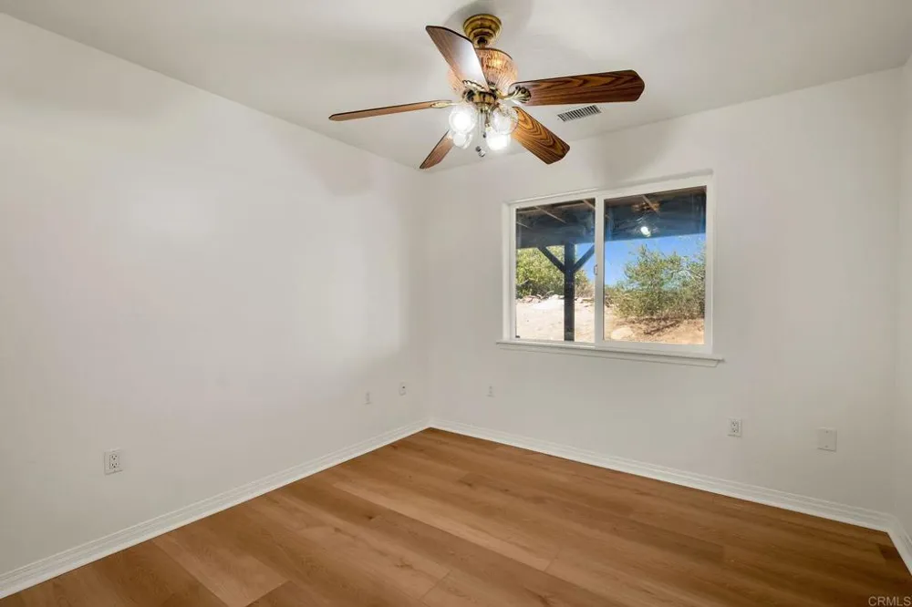12460 Muth Valley Road Lakeside, CA 92040