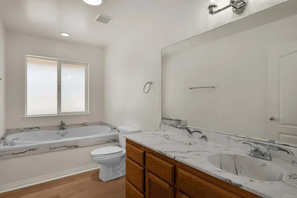 12460 Muth Valley Road Lakeside, CA 92040