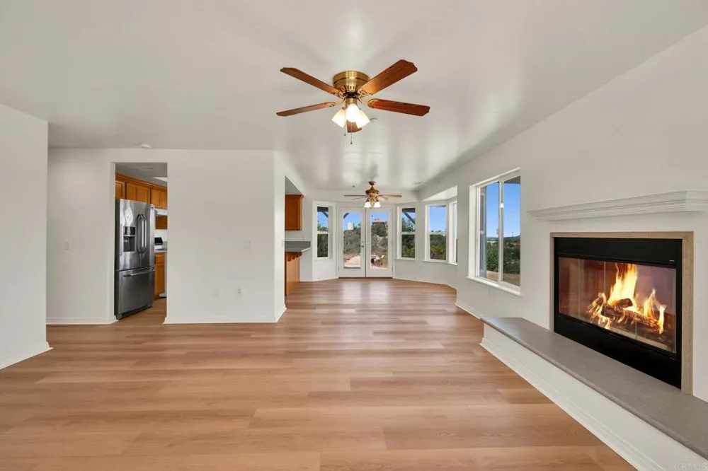 12460 Muth Valley Road Lakeside, CA 92040