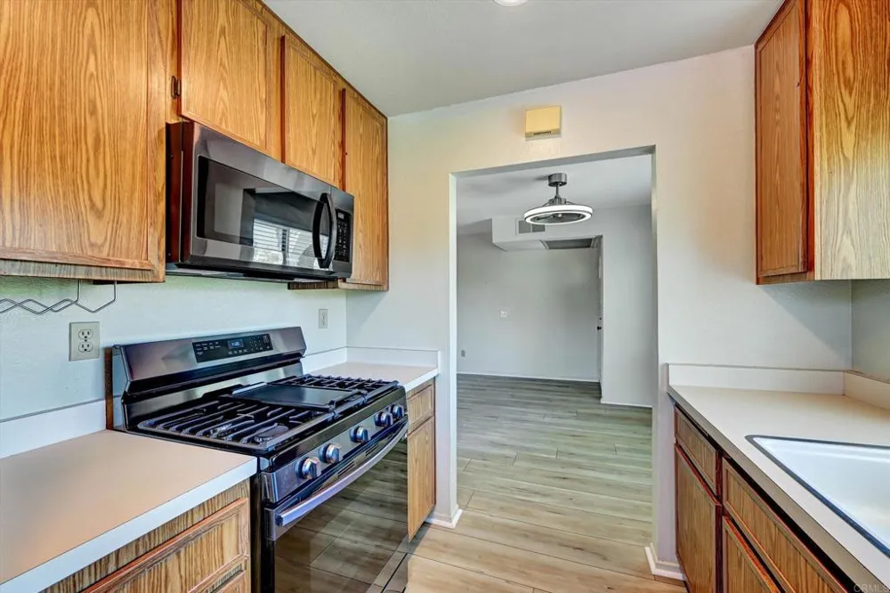 13238 Wimberly Square #194 San Diego, CA 92128