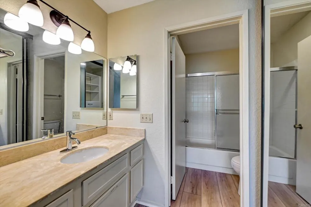 13238 Wimberly Square #194 San Diego, CA 92128