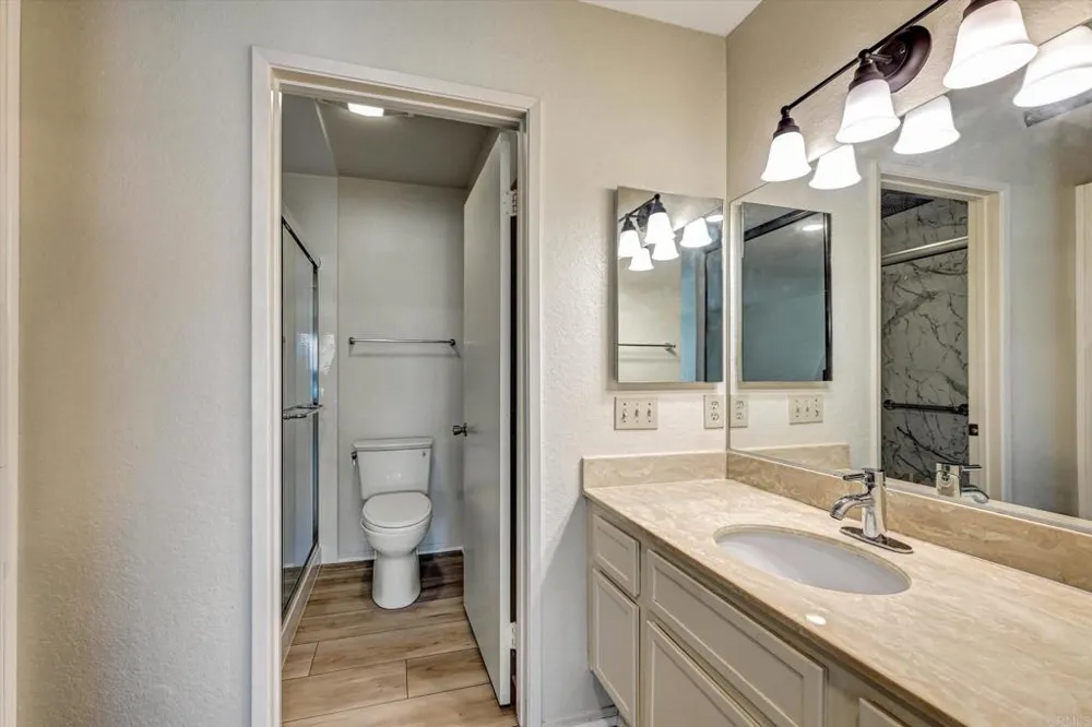 13238 Wimberly Square #194 San Diego, CA 92128