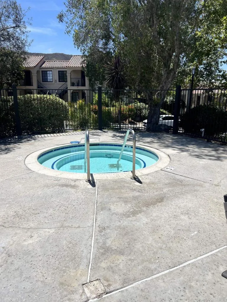 13238 Wimberly Square #194 San Diego, CA 92128