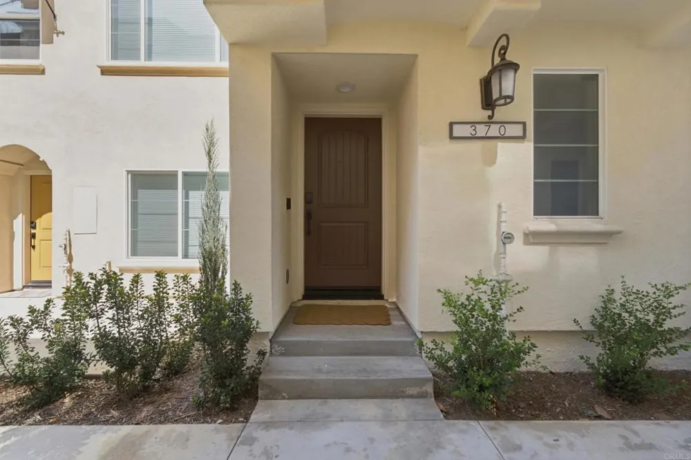370 Volary Glen Escondido, CA 92025