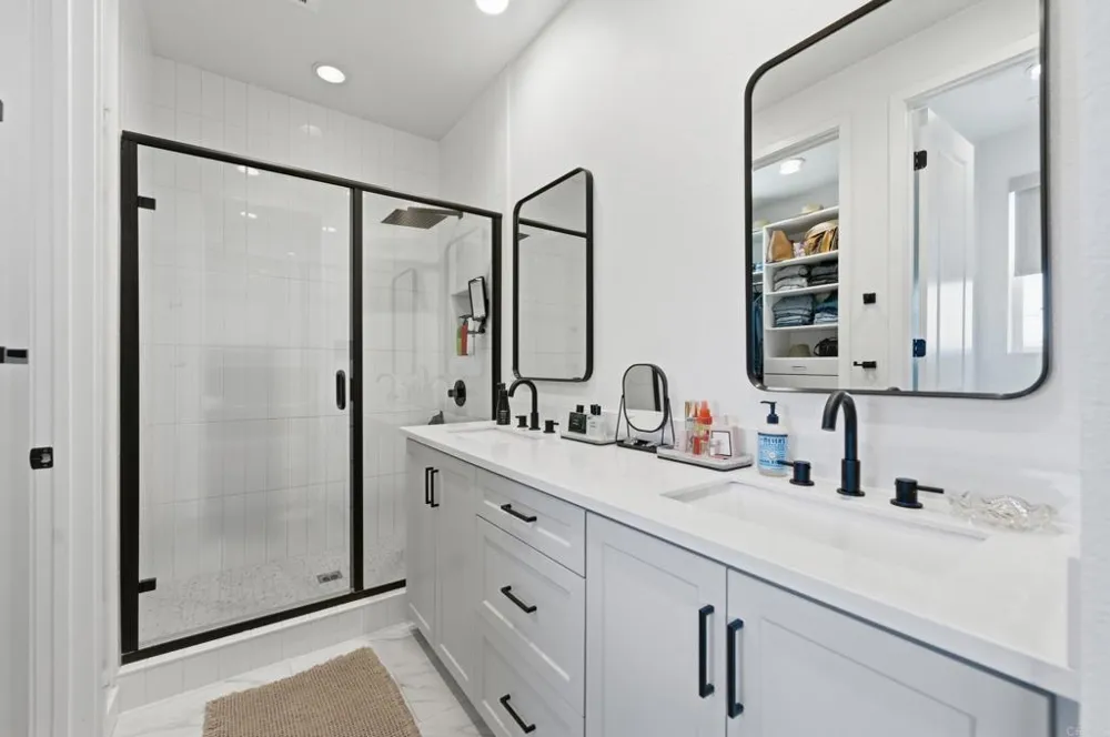 370 Volary Glen Escondido, CA 92025