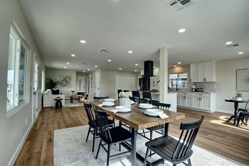 445 Orange Avenue #SPC 10 Chula Vista, CA 91911