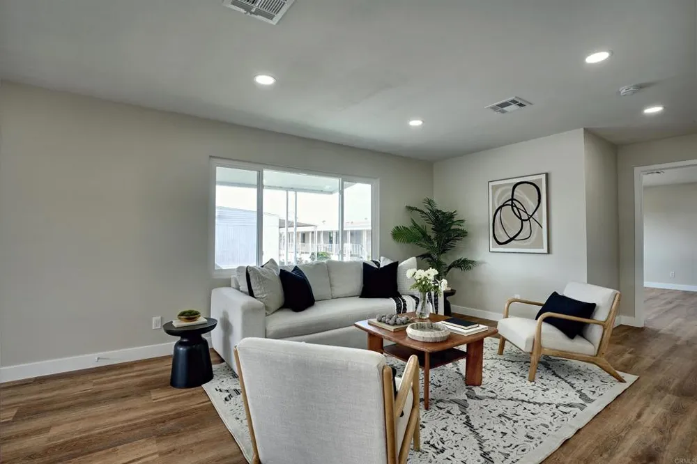 445 Orange Avenue #SPC 10 Chula Vista, CA 91911