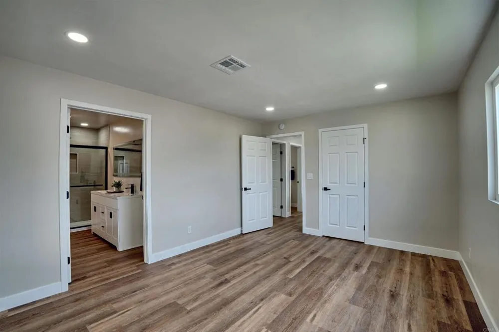 445 Orange Avenue #SPC 10 Chula Vista, CA 91911