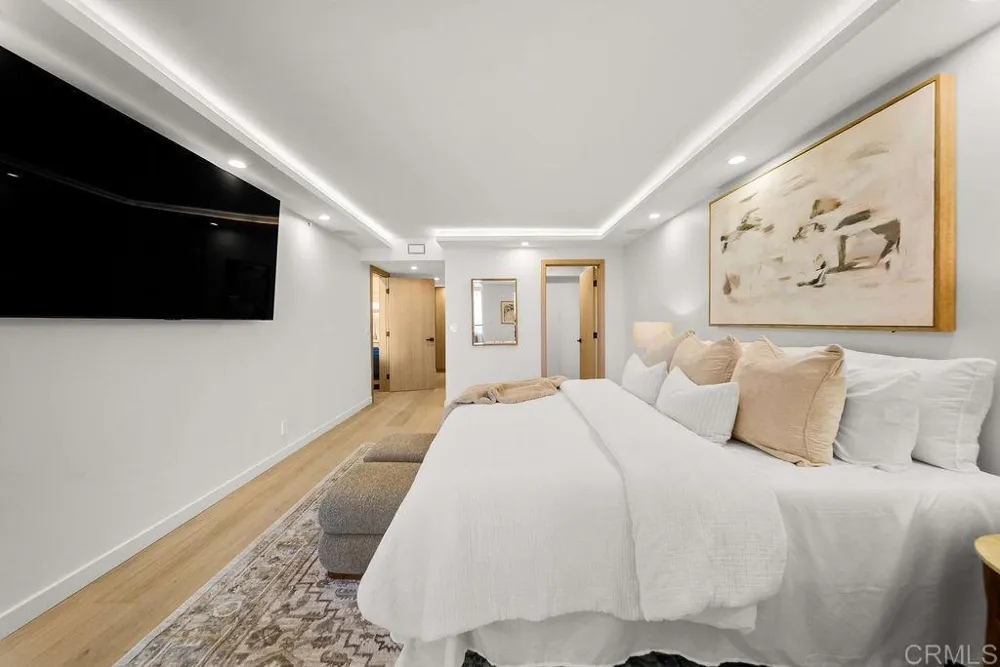1820 Avenida Del Mundo #506 Coronado, CA 92118