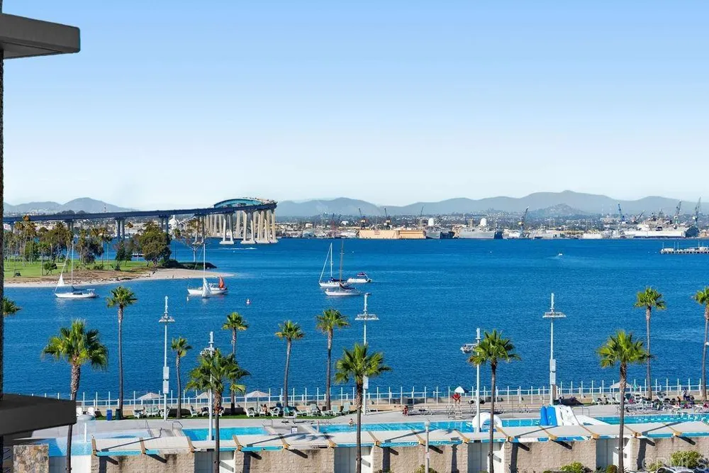 1820 Avenida Del Mundo #506 Coronado, CA 92118