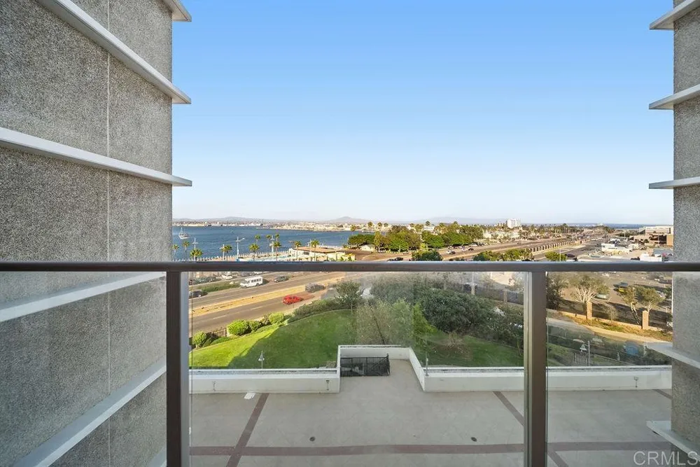 1820 Avenida Del Mundo #506 Coronado, CA 92118