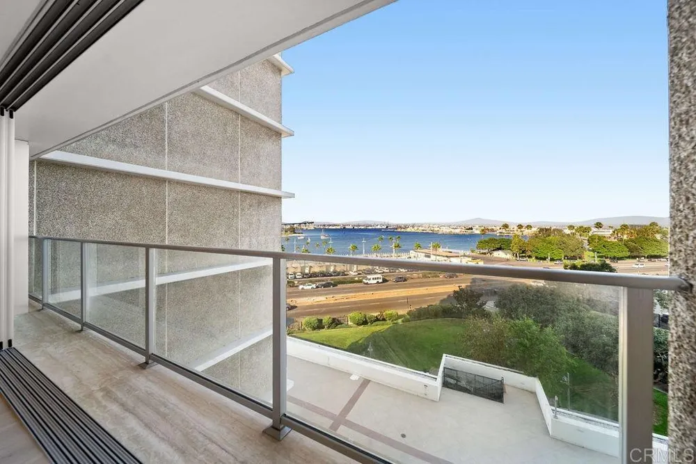 1820 Avenida Del Mundo #506 Coronado, CA 92118