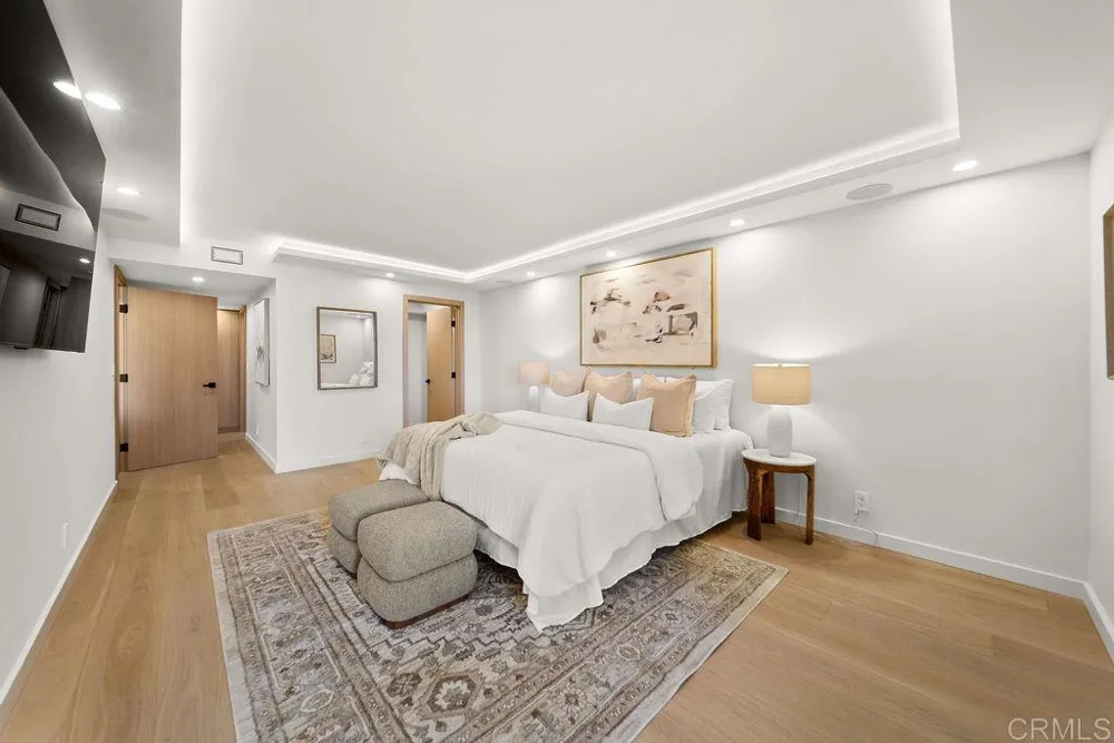 1820 Avenida Del Mundo #506 Coronado, CA 92118
