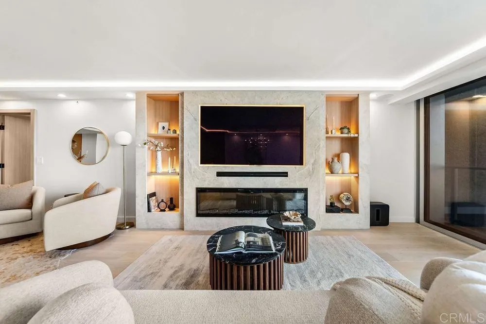1820 Avenida Del Mundo #506 Coronado, CA 92118