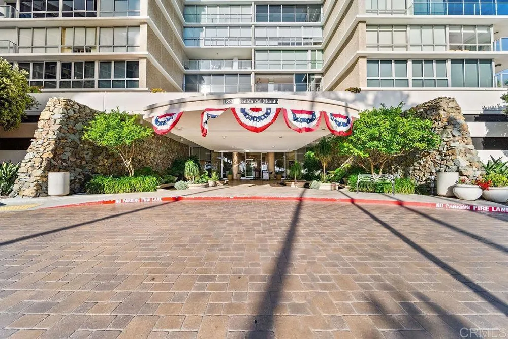 1820 Avenida Del Mundo #506 Coronado, CA 92118