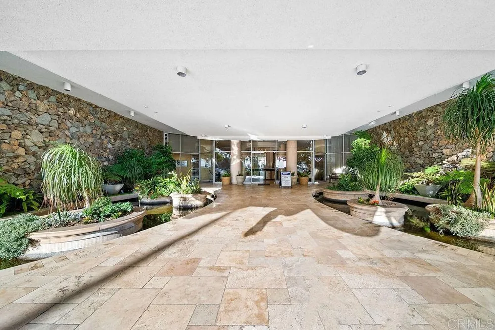 1820 Avenida Del Mundo #506 Coronado, CA 92118