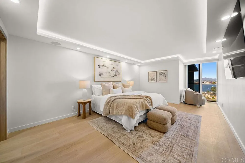 1820 Avenida Del Mundo #506 Coronado, CA 92118
