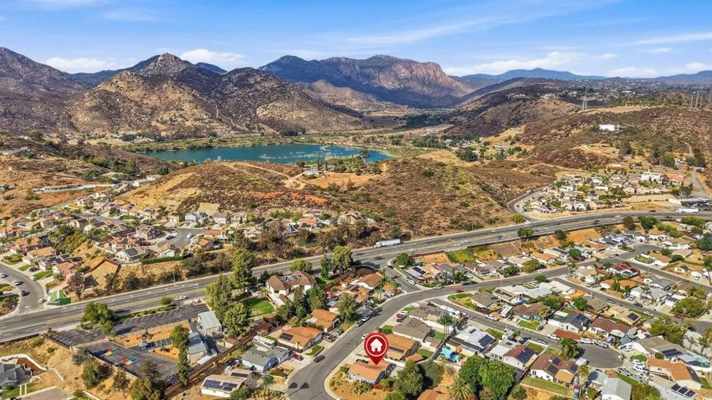 13323 Appaloosa Drive Lakeside, CA 92040
