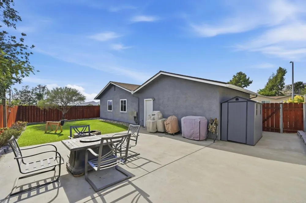 13323 Appaloosa Drive Lakeside, CA 92040