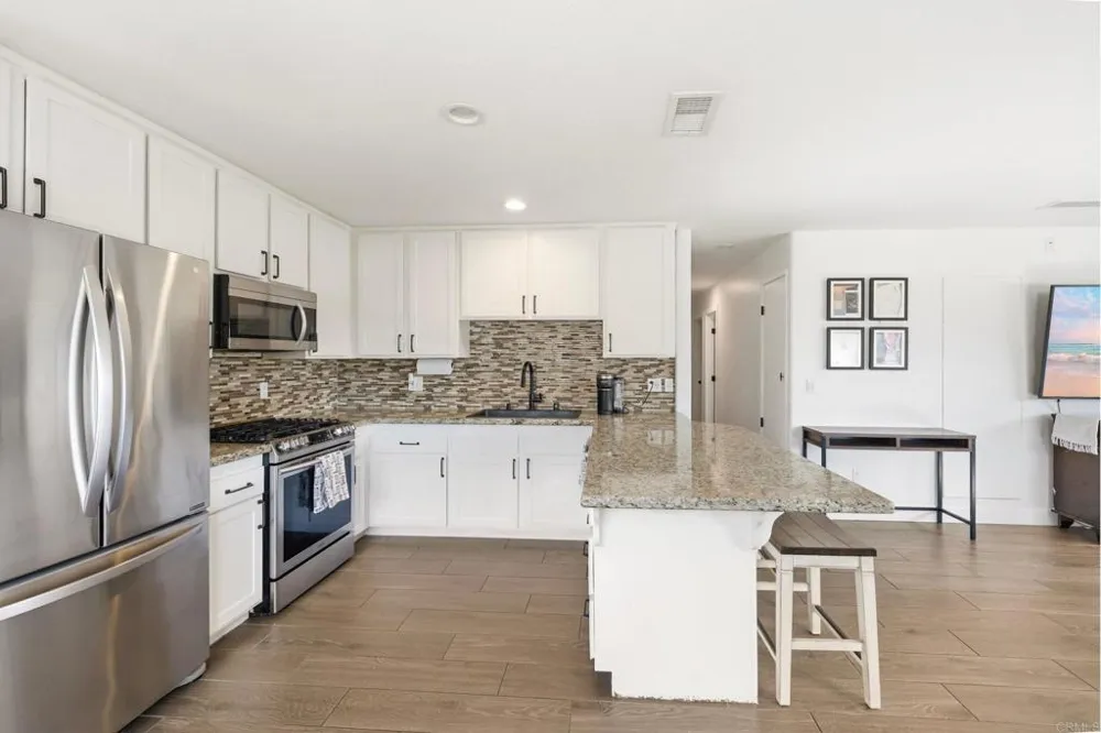 13323 Appaloosa Drive Lakeside, CA 92040