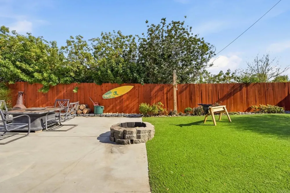 13323 Appaloosa Drive Lakeside, CA 92040