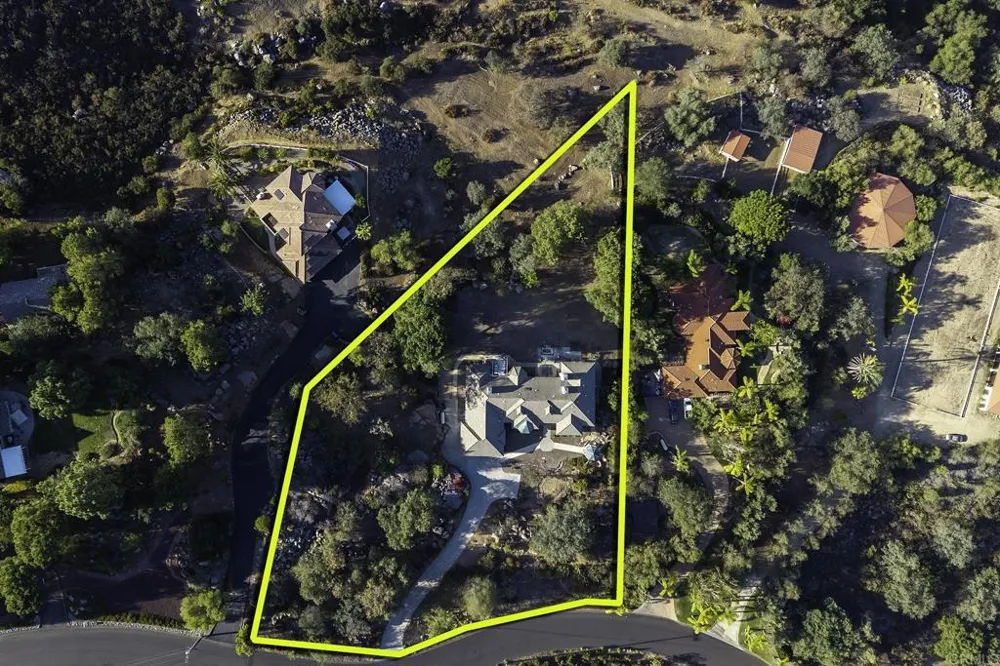 3157 VIA VIEJAS OESTE Alpine, CA 91901