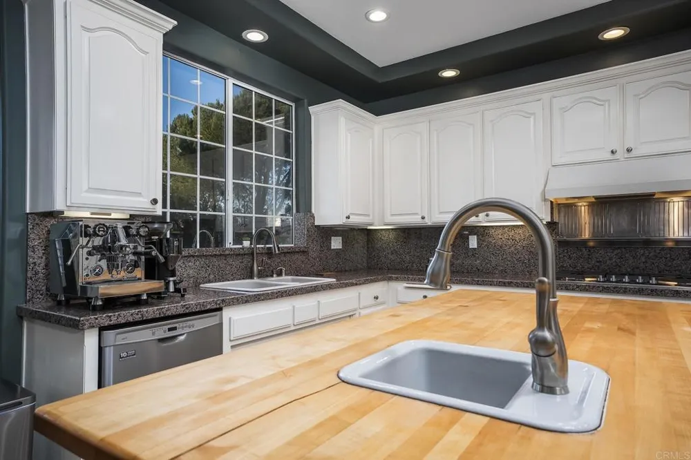 3157 VIA VIEJAS OESTE Alpine, CA 91901