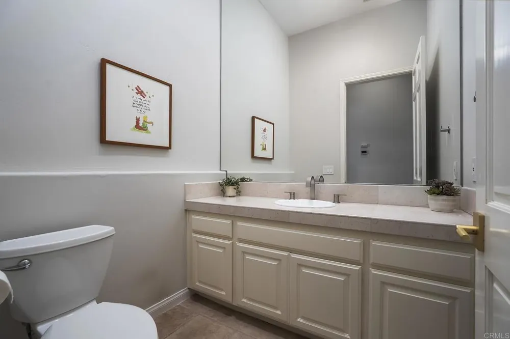 3157 VIA VIEJAS OESTE Alpine, CA 91901