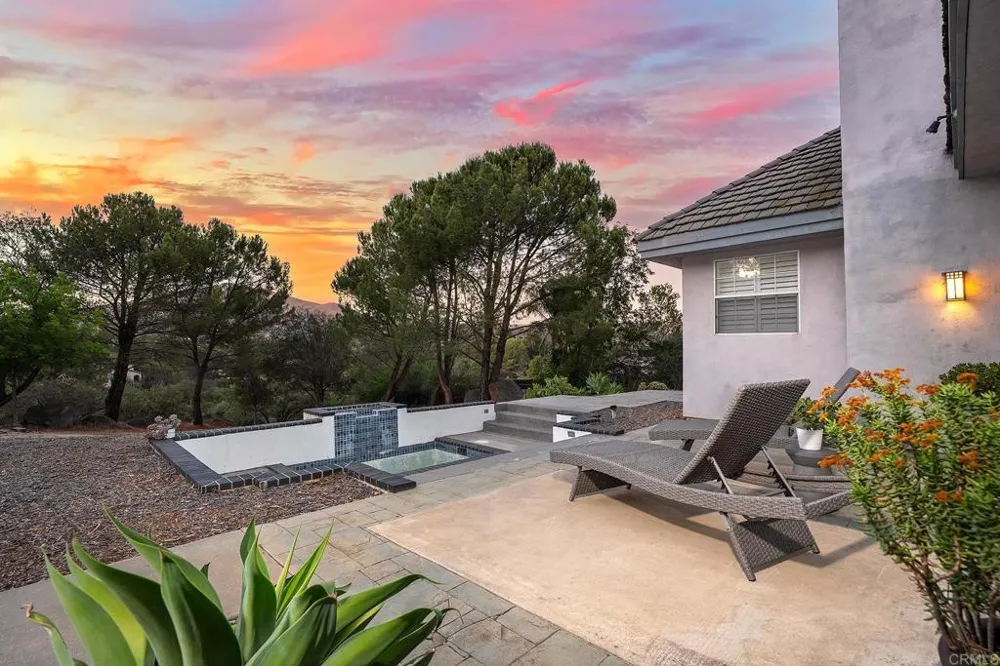 3157 VIA VIEJAS OESTE Alpine, CA 91901